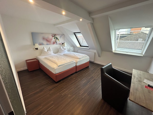 Schallisolierte Zimmer, Bügeleisen/Bügelbrett, kostenloses WLAN