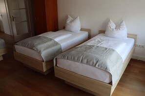 Double Room | Soundproofing, iron/ironing board, free WiFi - Hotel Horstmann (Münster)