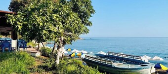 Beachside 5-Bed Villa with Private Pool