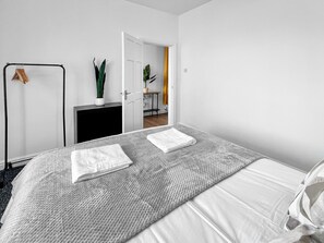 4 soverom, strykejern/-brett, wi-fi og sengetøy