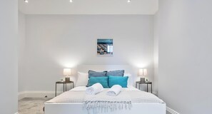 2 dormitorios, tabla de planchar con plancha, wifi y ropa de cama