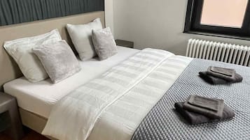 1 bedroom, free WiFi, bed sheets