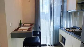 Condo, 1 Bedroom, Accessible, Private Pool | Private kitchen