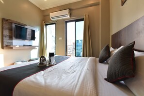 Deluxe Double Room, City View