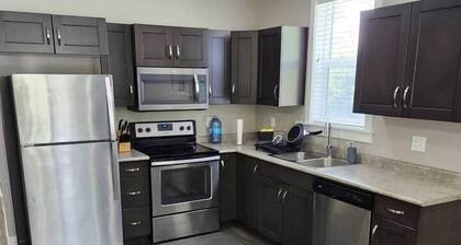 Elegant Family Home by Stadium, Airport, Shopping