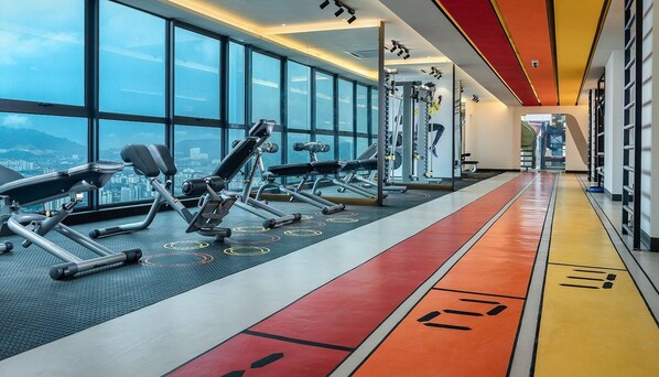 Apartment, 2 Bedrooms, Accessible, City View | Fitness studio