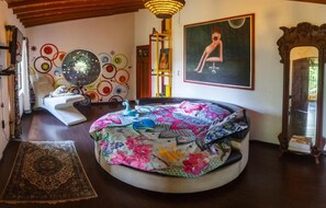 Shared Dormitory, 1 Bedroom, Smoking, Balcony | 1 bedroom