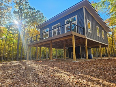 Catch an Early Spring Get Away in a Brand New 2-bedroom home in Baileys Harbor