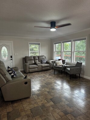 تلفزيون ذكي