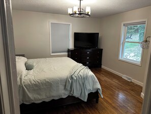 3 bedrooms, WiFi, bed sheets