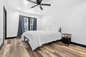 6 bedrooms, iron/ironing board, travel cot, WiFi