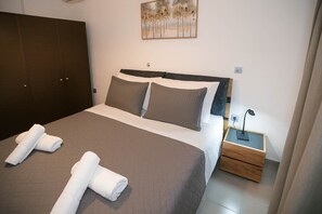 2 bedrooms, iron/ironing board, travel crib, WiFi