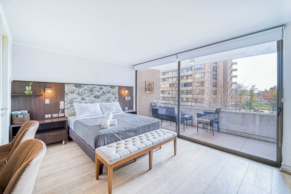 Iron/ironing board, WiFi