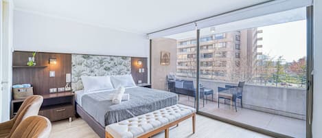 Iron/ironing board, WiFi