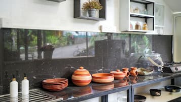 Comfort Shared Dormitory, Balcony, Garden View | Shared kitchen facilities