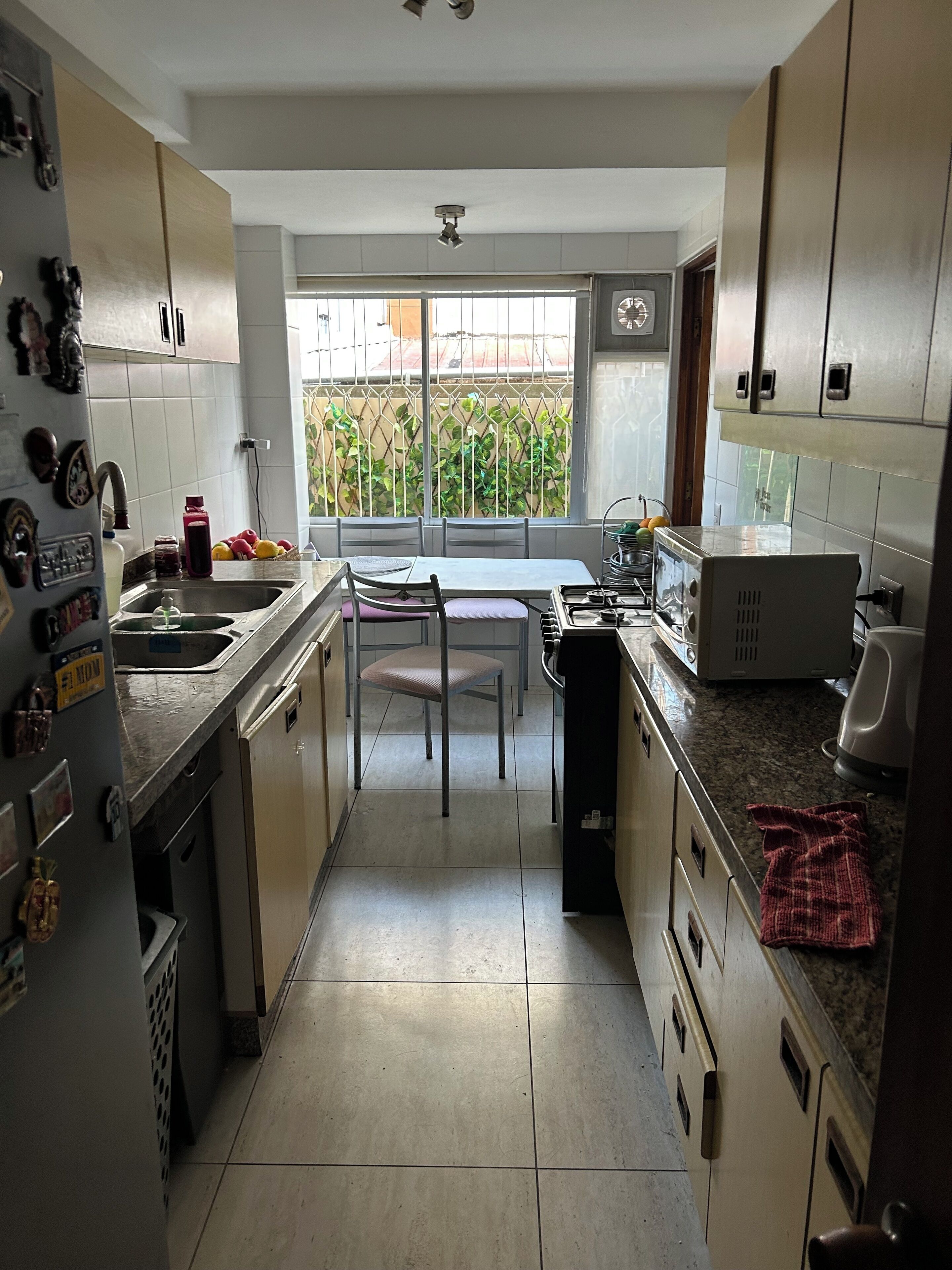 Mikroaaltouuni, uuni, liesi