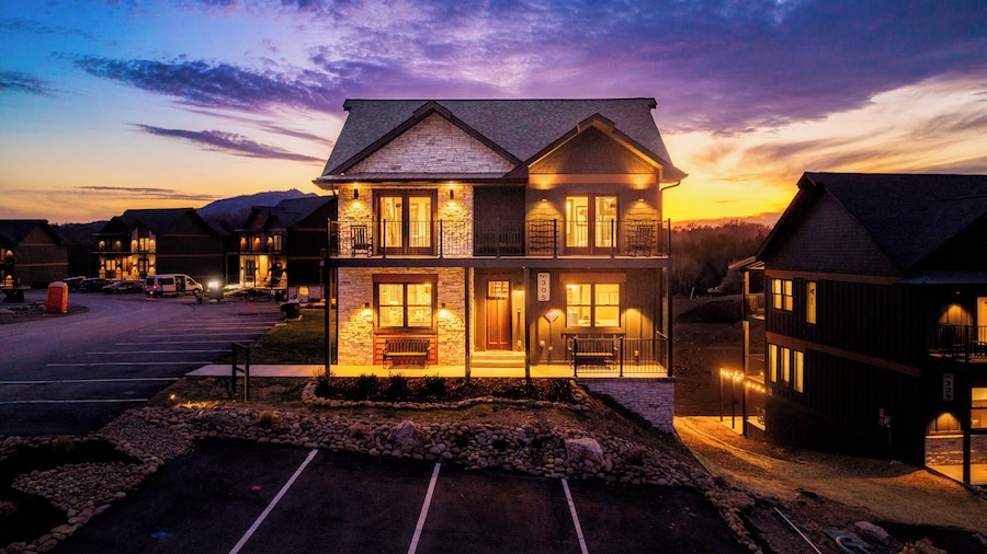 Smith Creek Reserve Luxury Cabins