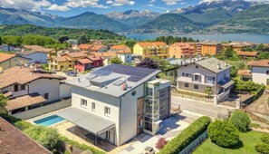 Exterior - Elegant 3-Level Lake Villa with Pool, Garden & Panoramic Penthouse Terrace (Colico)