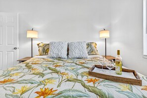 3 bedrooms, iron/ironing board, free WiFi, bed sheets - Your Private Pool Retreat Just 5 Minutes from the Beach (Indian Rocks Beach)