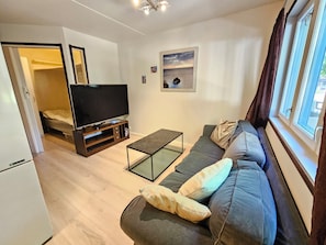 TV - Apartment is central part of Oslo (Oslo)