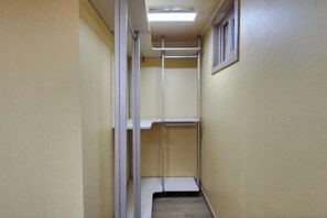 Room - A-Bridge House 1-A (Incheon)