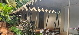 Goya Gate Beach Resort