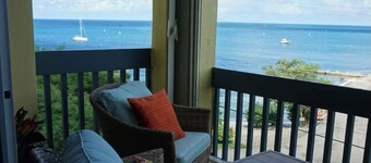 Blue Lagoon 3-bed 3 bath condo pool & ocean view