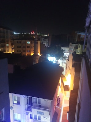 Deluxe Twin Room, City View | City view