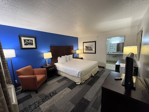 Single Room, 1 King Bed, Mobility Accessible | Free WiFi