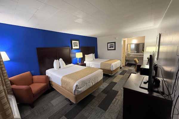 Habitación doble, 2 camas dobles | Wifi gratis