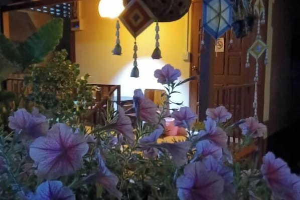Interior - K Khang.Garden Walking Street (Chiang Khan)