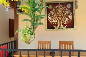 Interior - K Khang.Garden Walking Street (Chiang Khan)