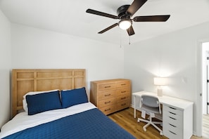 House, Multiple Bedrooms | 9 bedrooms, laptop workspace, free WiFi