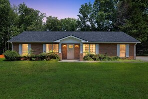 House, Multiple Bedrooms | Exterior