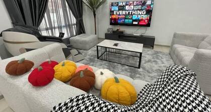UjongPasir ModenHouse - Karaok/MsgChair/ArcadeGame