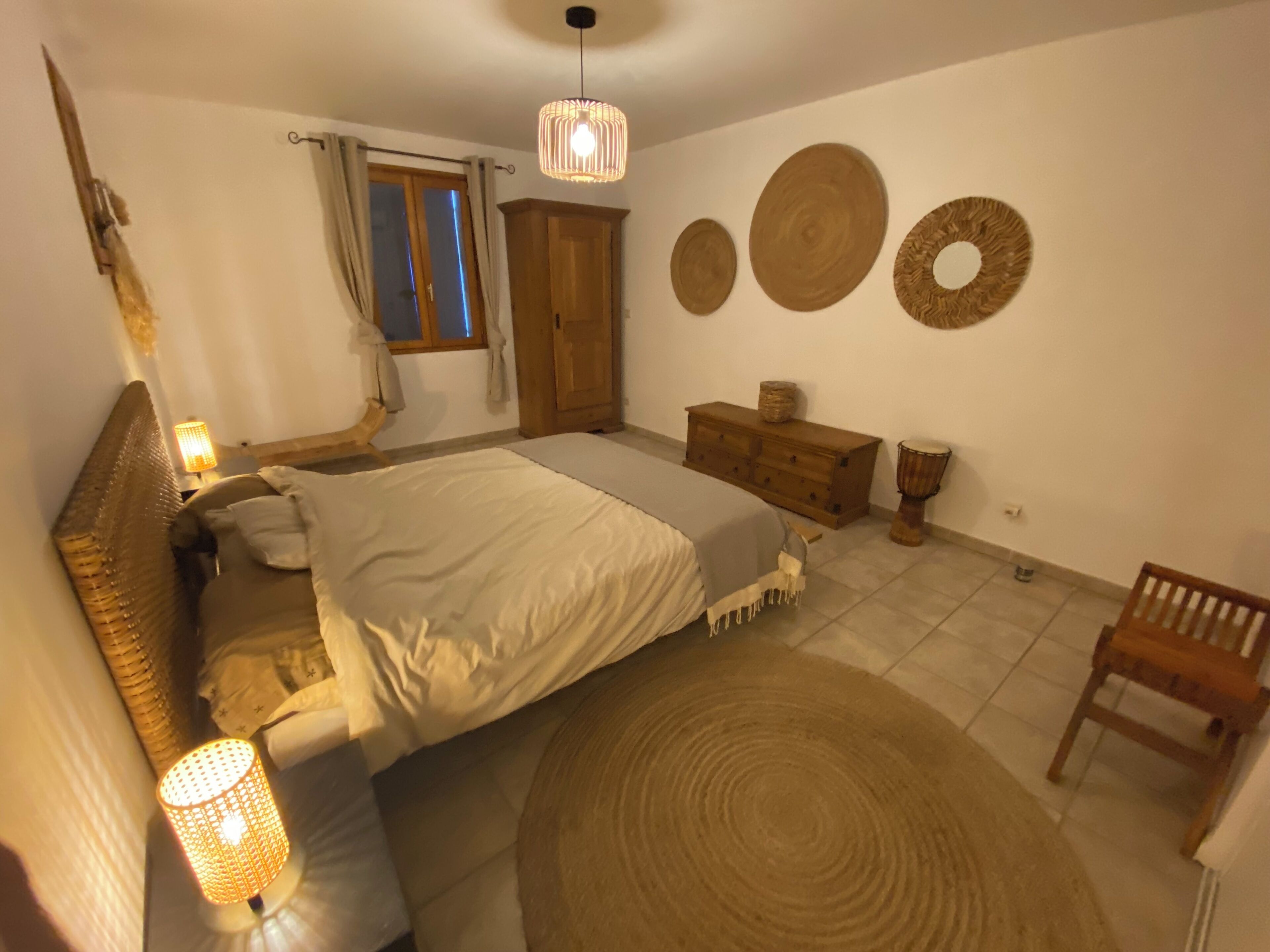 2 chambres, accès Internet, draps fournis