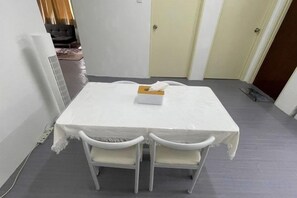 تناول الطعام