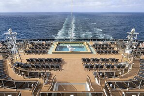 Interior - Arabian Cruise  (Abu Dhabi)