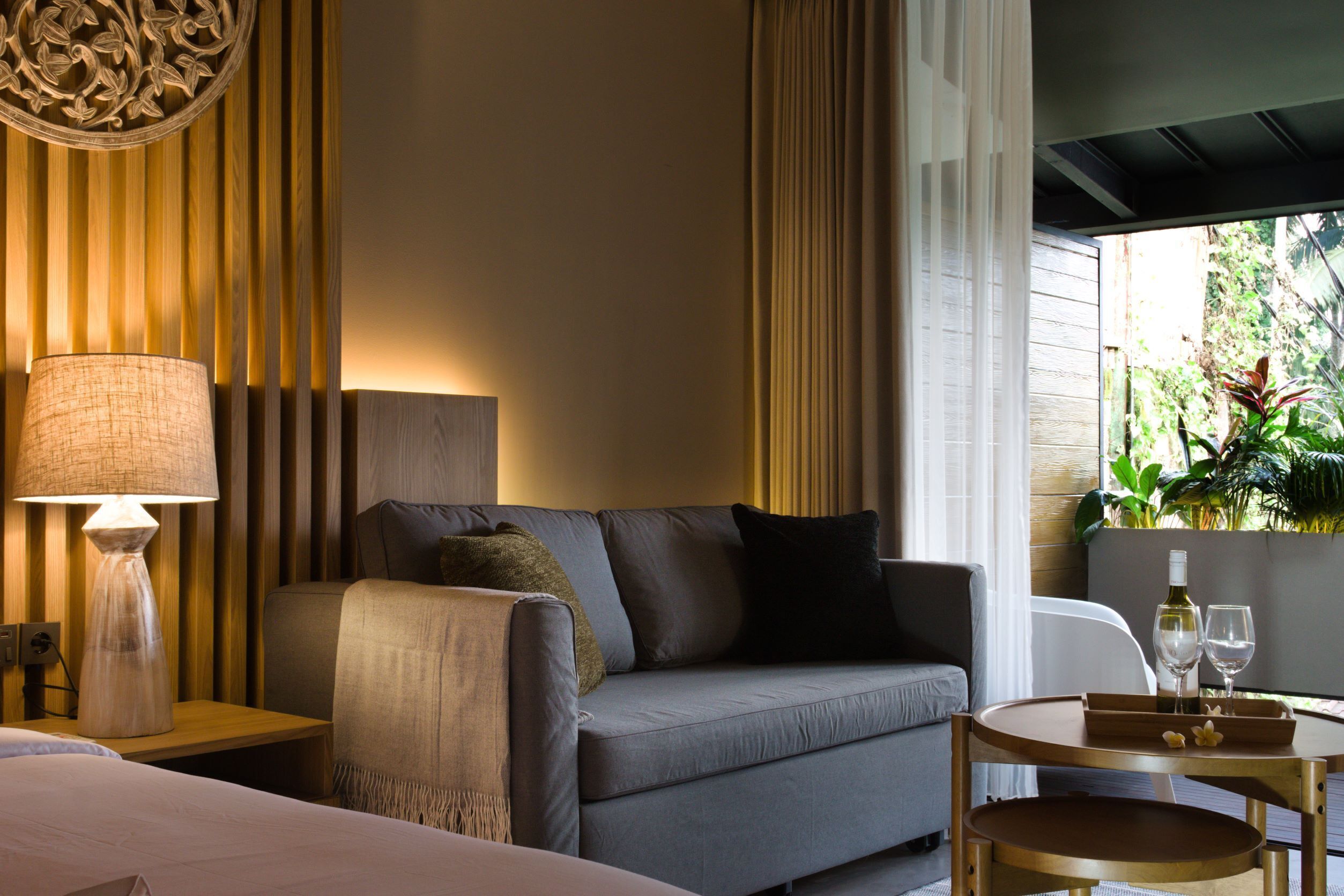 Deluxe Suite | Living area