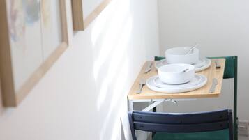 Standard Studio | In-room dining