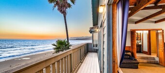 Steps To The Sand, Ocean Views, Endless Relaxation