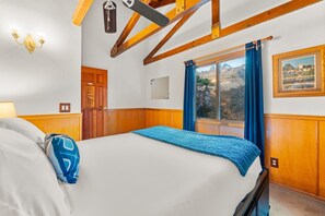 4 chambres, fer et planche à repasser, Wi-Fi gratuit, draps fournis