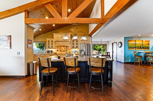 20% Off 2/15-3/15! Perfect For Families, Pool/Spa