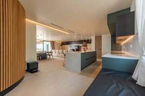 Microwave, dishwasher, coffee/tea maker, cookware/dishes/utensils - Villa Hera Zadar Villas (Zadar)