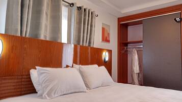 2 Schlafzimmer, Zimmersafe, Bügeleisen/Bügelbrett, Reisekinderbett