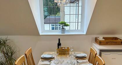 Modern Studio in Chandlers Ford