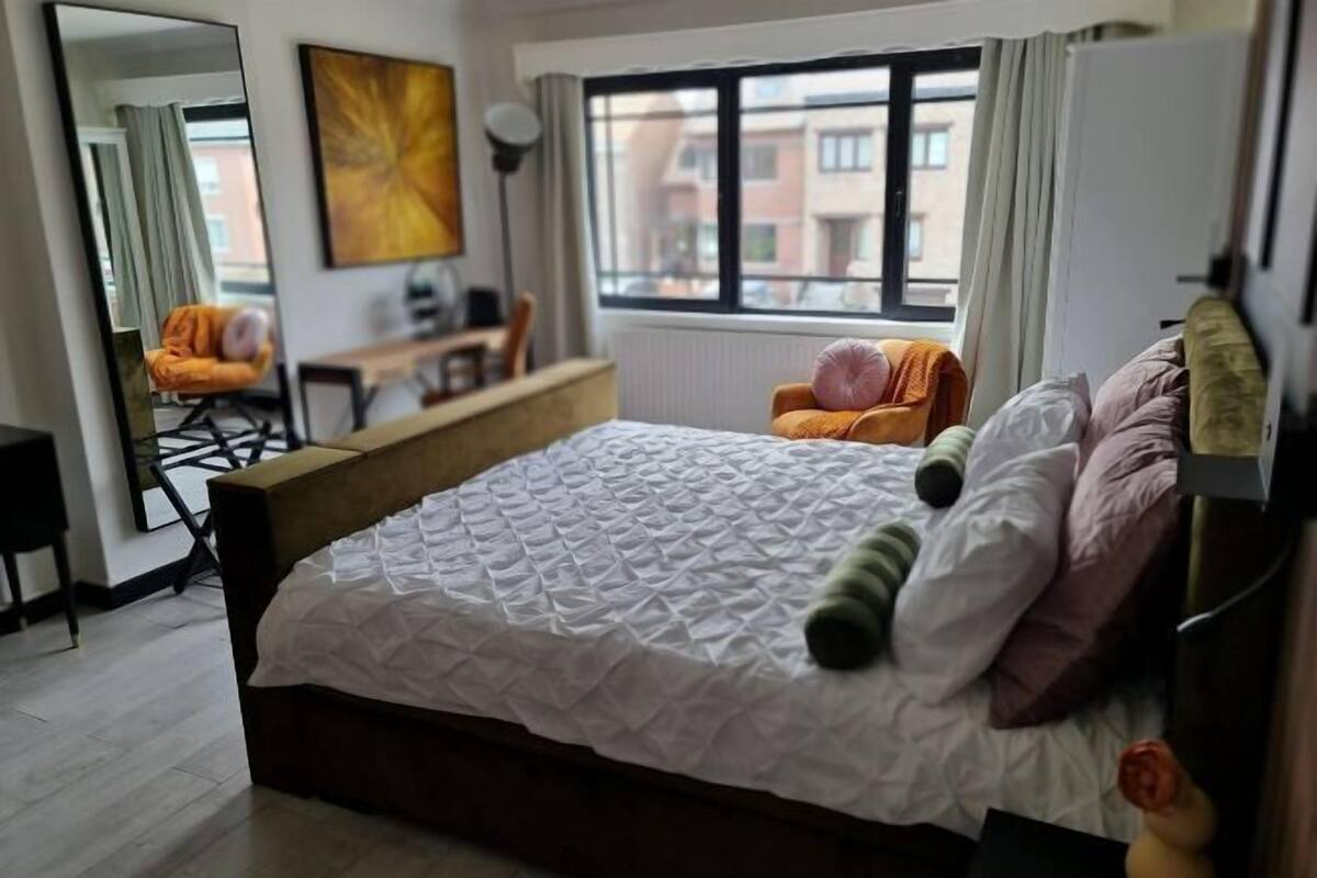 Cots/infant beds