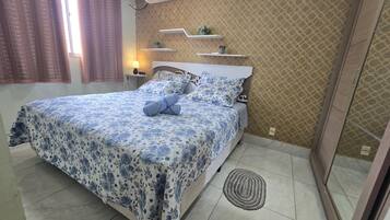 2 dormitorios, tabla de planchar con plancha, Internet y ropa de cama