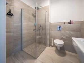 Comfort Double or Twin Room | Bathroom | Separate tub and shower, hair dryer, towels, soap