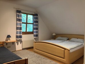 1 habitación, cuna de viaje y wifi gratis 